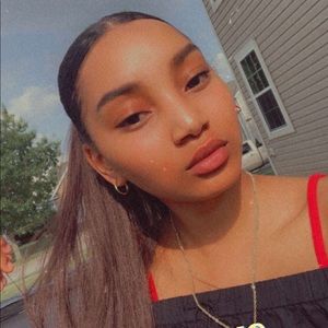 Meet your Posher, Adelaide